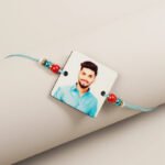 sneh-personalised-wooden-square-shaped-rakhi_1