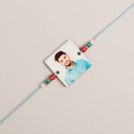 sneh-personalised-wooden-square-shaped-rakhi_1
